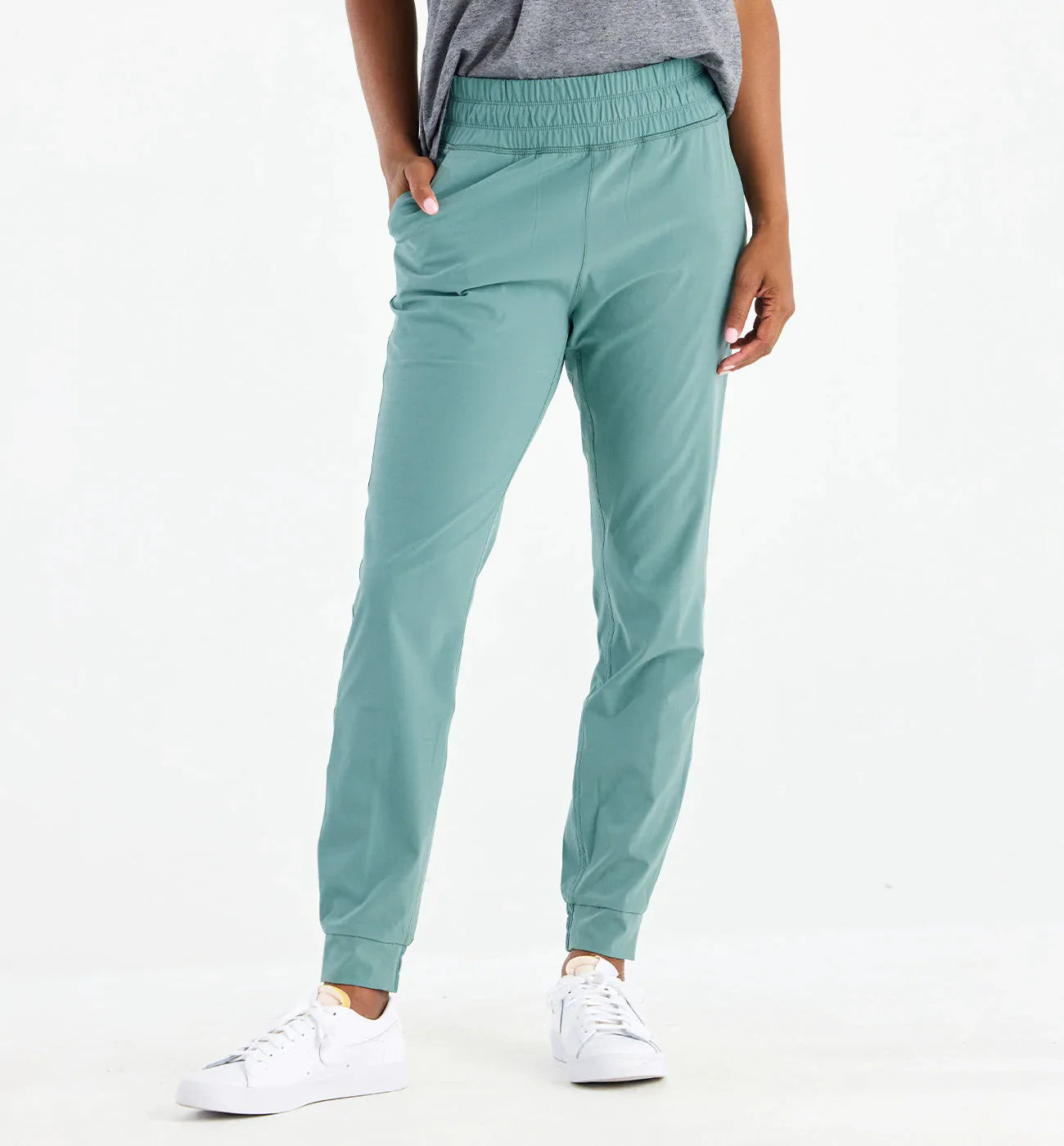 FF Women's Bamboo-Lined Breeze Pull-On Jogger